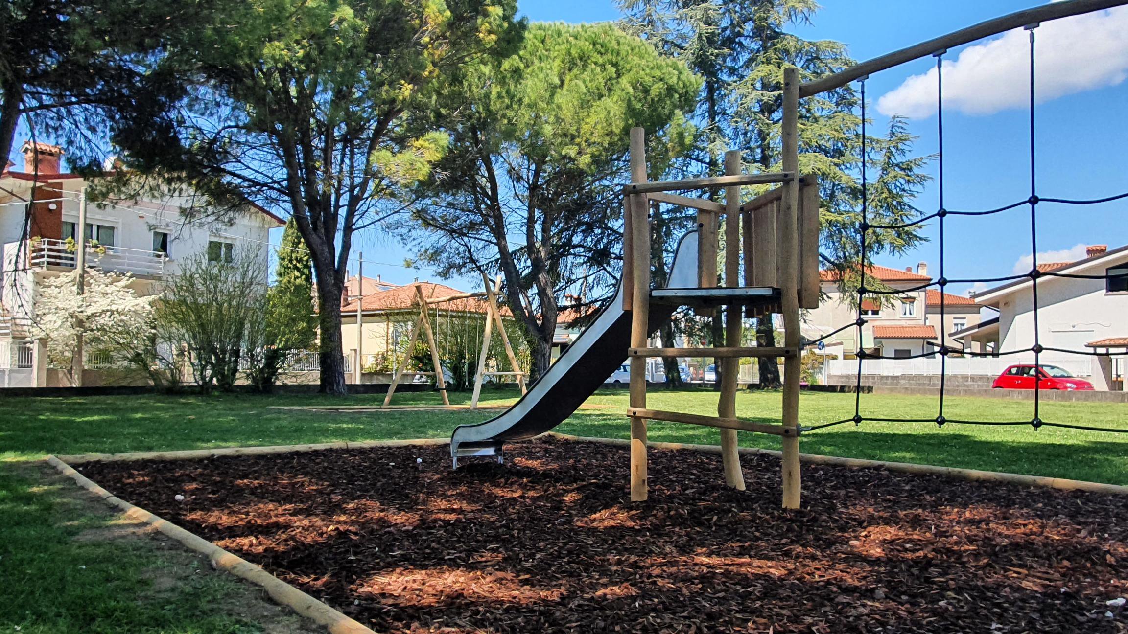 Staranzano, nuova area giochi nel rione Villaraspa